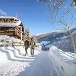 Alpstay Platzhirsch - Modern 2-bedroom Family With Garden באד קליניקירשהיים