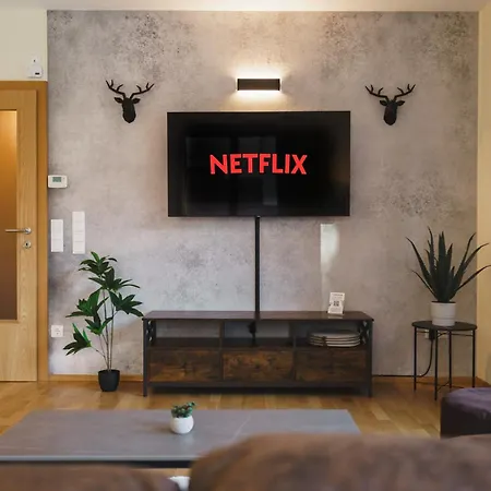 Alpstay Platzhirsch - Ski-in & Ski-out *