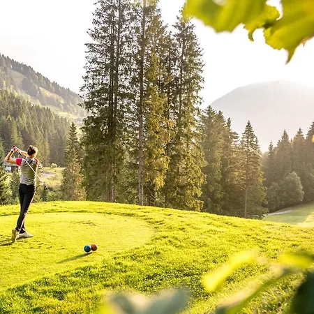 Alpstay Platzhirsch - Ski-in&ski-out *