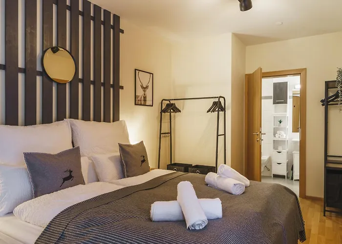 Alpstay Platzhirsch - Modern 2-bedroom Family With Garden Bad Kleinkirchheim